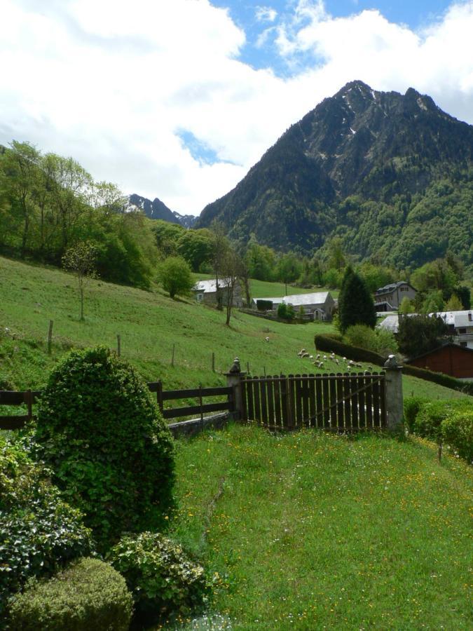 Le Clot De La Hount Bed and Breakfast Cauterets Exteriör bild