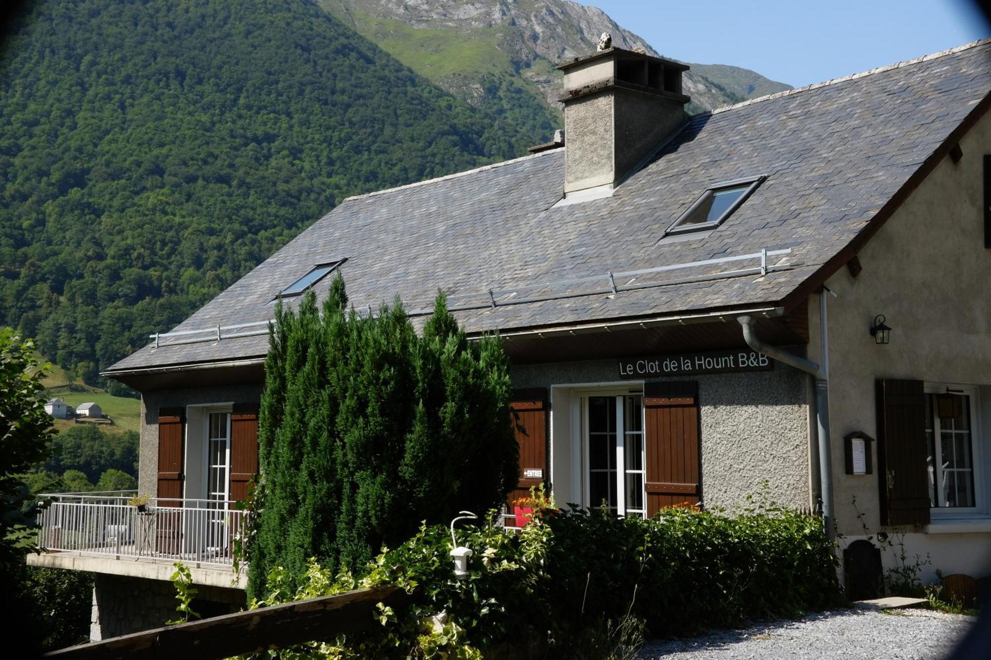 Le Clot De La Hount Bed and Breakfast Cauterets Exteriör bild